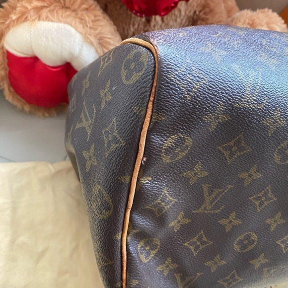 Louis Vuitton Speedy 35(authentic) - Picture 7 of 8